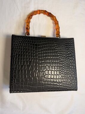 Vintage 1950’s‎ Dover Black Croc-Embossed Handbag with Amber Handles